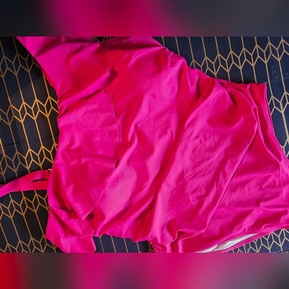 New Ruffle Ruched Convertable Strap Swimsuit Plus Size 24W - Picture 4 of 10